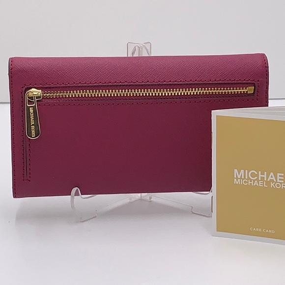 MICHAEL KORS JET SET TRAVEL LG TRIFOLD MAGENTA - Picture 2 of 16